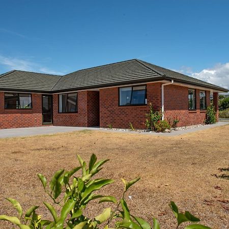 The Waterfront Ruakaka - Ruakaka Holiday Home Exterior foto