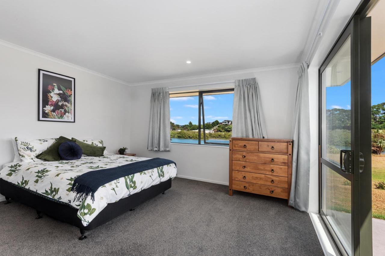 The Waterfront Ruakaka - Ruakaka Holiday Home Exterior foto